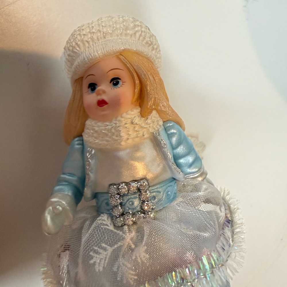 Set of Three Madame Alexander  Christmas ornaments - Picture 2 of 13